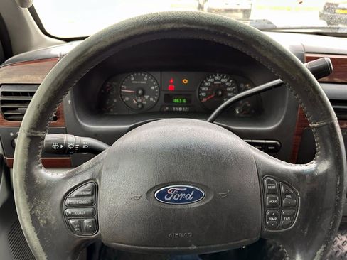 Used 2006 Ford F350 XLT image 18