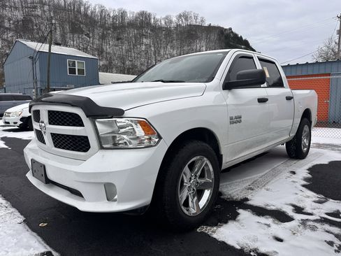 Used 2017 RAM 1500 Express image 3