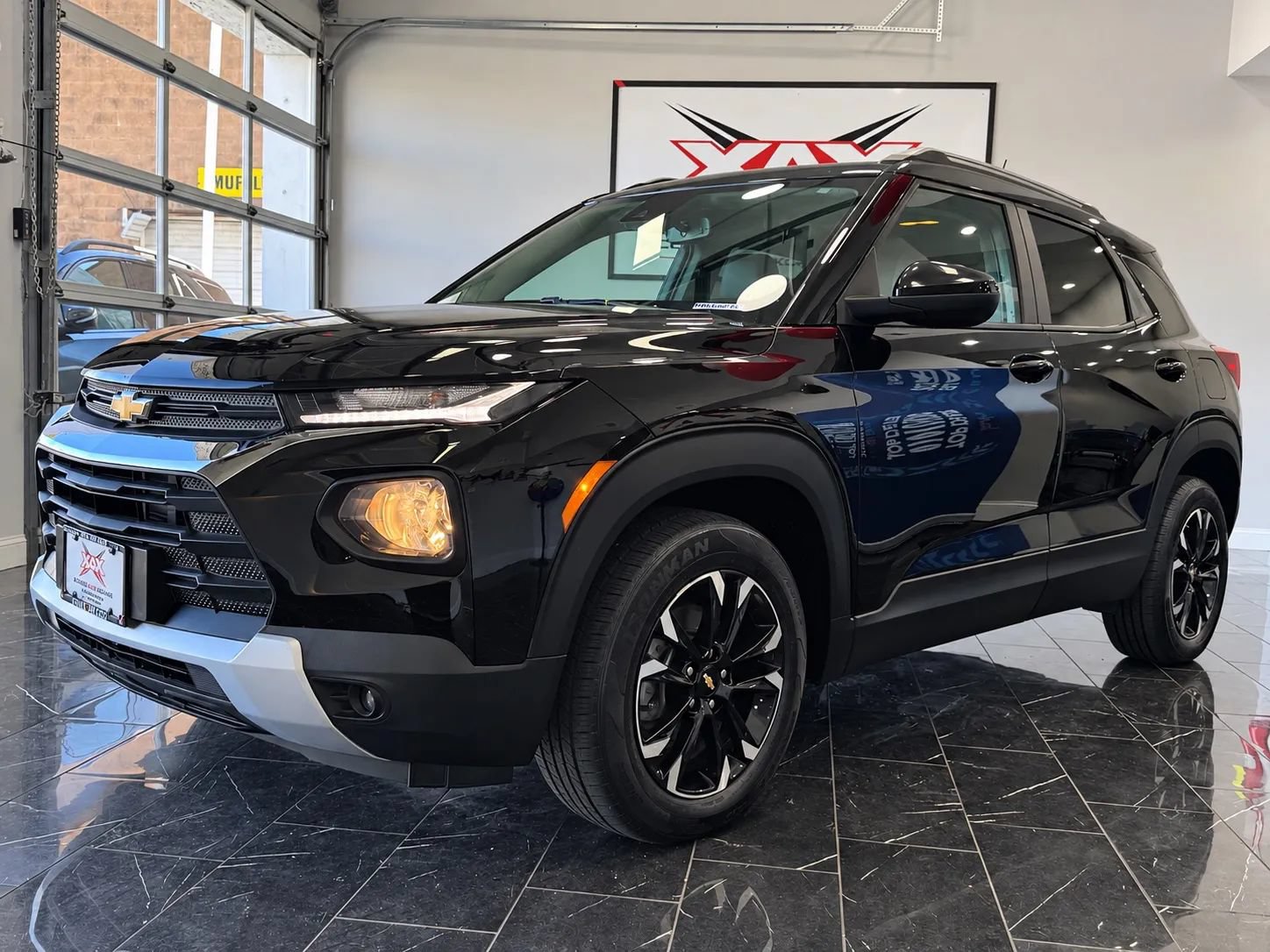 Used 2021 Chevrolet TrailBlazer LT w/ Premium Seating Package AWD/4WD image 35