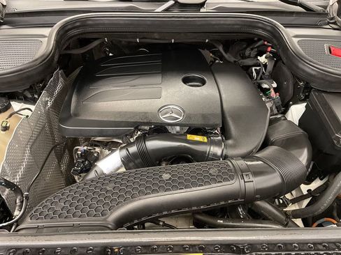 Used 2022 Mercedes-Benz GLE 350 4MATIC image 33