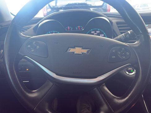 Used 2019 Chevrolet Impala Premier FWD image 15