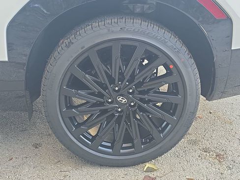 New 2026 Hyundai Santa Fe Calligraphy FWD image 33