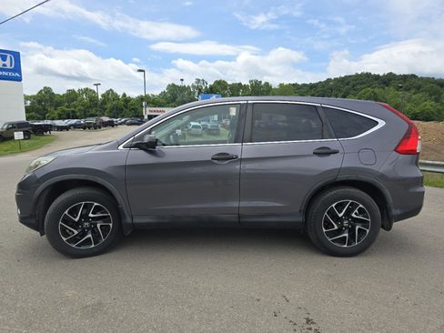Used 2016 Honda CR-V SE image 14