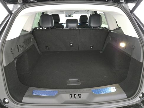 New 2026 Lincoln Nautilus Premier AWD/4WD image 17