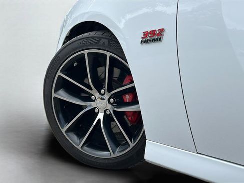 Used 2016 Dodge Charger R/T Scat Pack w/ Technology Group RWD image 35