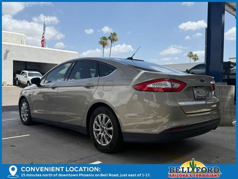 Used 2015 Ford Fusion S FWD image 3