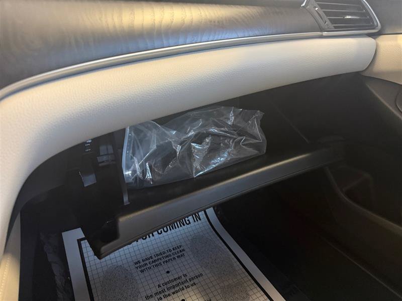 Used 2021 Honda Accord EX-L image 28