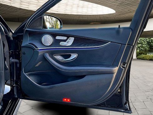 Used 2021 Mercedes-Benz E 350 Sedan w/ Premium Package image 18