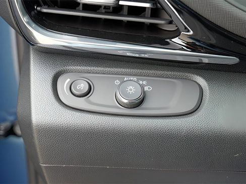 New 2026 Buick Envista Sport Touring w/ Convenience I Package image 18