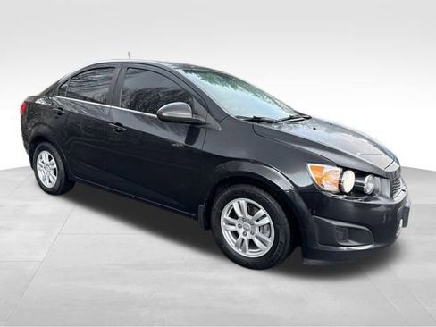 Used 2013 Chevrolet Sonic LT image 1
