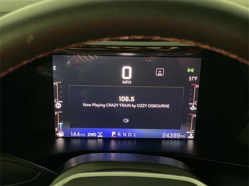 Used 2023 Chevrolet Colorado Z71 w/ Z71 Convenience Package 2 image 17