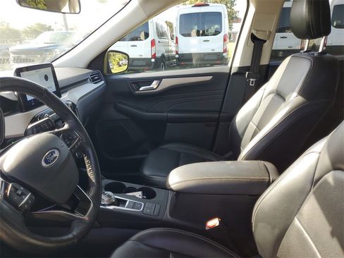 Used 2021 Ford Escape SEL image 14