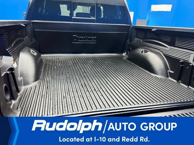 Used 2022 RAM 1500 Laramie AWD/4WD image 22