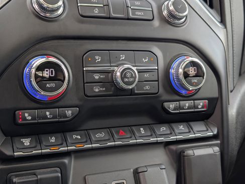 Used 2021 GMC Sierra 3500 Denali w/ Denali Ultimate Package image 26