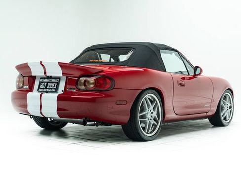 Used 2001 MAZDA MX-5 Miata RWD image 13