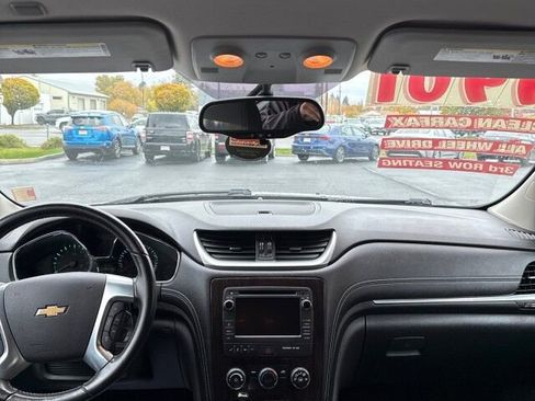 Used 2015 Chevrolet Traverse LT image 14