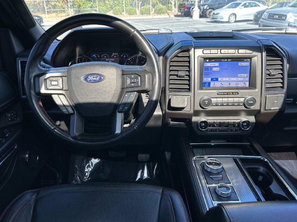 Used 2019 Ford Expedition Limited w/ Equipment Group 303A AWD/4WD image 18