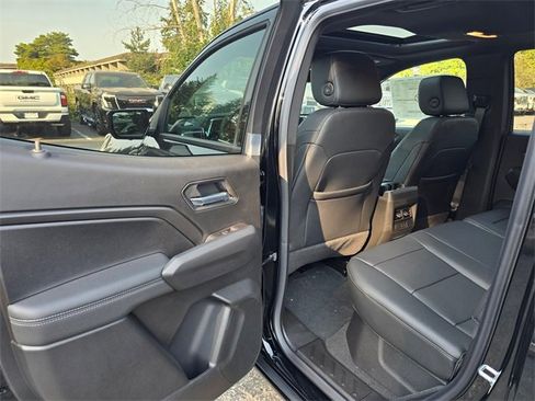 New 2025 GMC Canyon Elevation w/ Convenience Package image 15