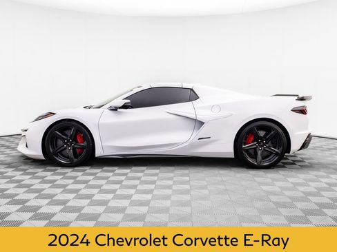 Used 2024 Chevrolet Corvette E-Ray w/ ZER Performance Package AWD/4WD image 2
