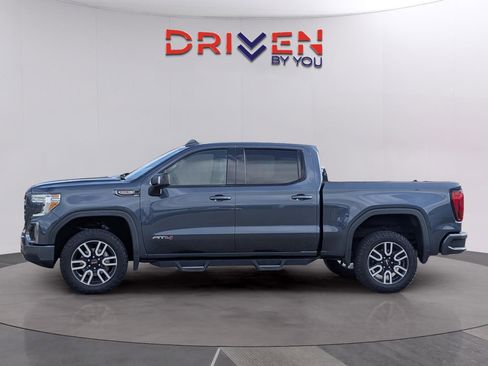 Used 2021 GMC Sierra 1500 AT4 w/ AT4 Value Package image 2