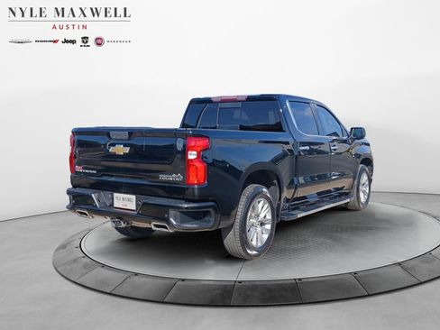 Used 2021 Chevrolet Silverado 1500 High Country w/ Z71 Off-Road Package AWD/4WD image 16