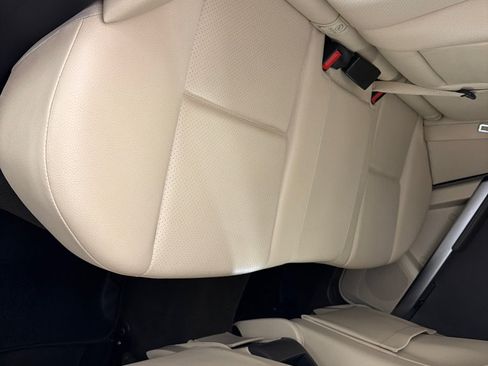 Used 2015 Mercedes-Benz GLK 350 2WD w/ Premium 1 Package image 19