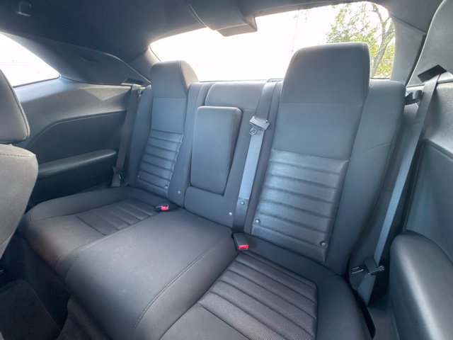 Used 2010 Dodge Challenger R/T RWD image 10