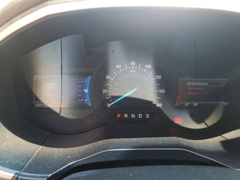 Used 2016 Ford Edge SEL w/ Equipment Group 201A FWD image 17
