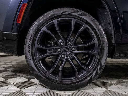 Used 2023 Jeep Grand Wagoneer Series III w/ Rear Seat Video Group 1 image 58