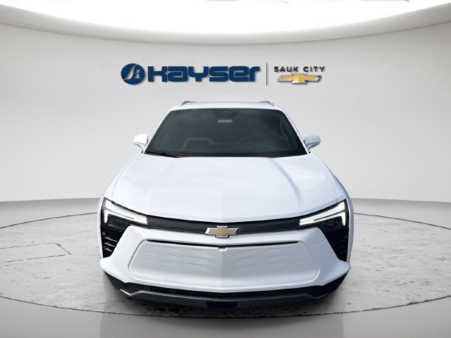 Used 2024 Chevrolet Blazer EV LT AWD/4WD image 9