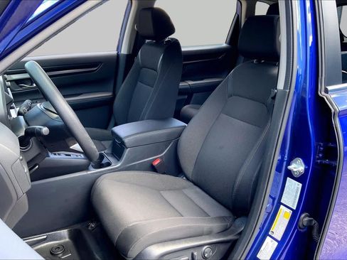 Used 2025 Honda CR-V EX image 8