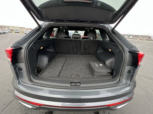 Used 2020 Volkswagen Atlas Cross Sport SEL image 26