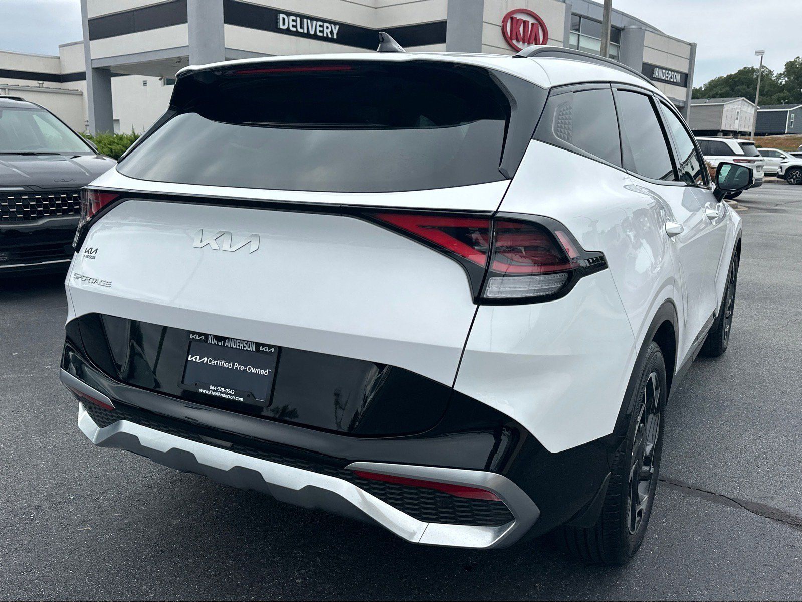 Certified 2025 Kia Sportage SX FWD image 3