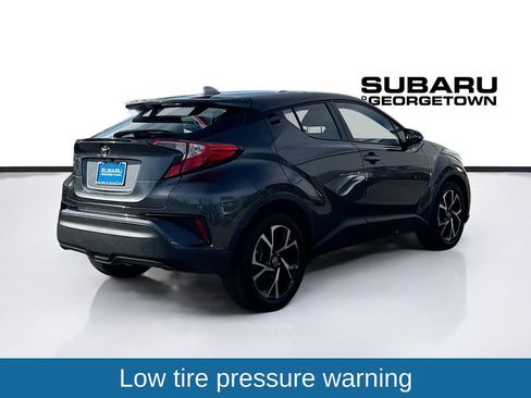 Used 2021 Toyota C-HR XLE image 7