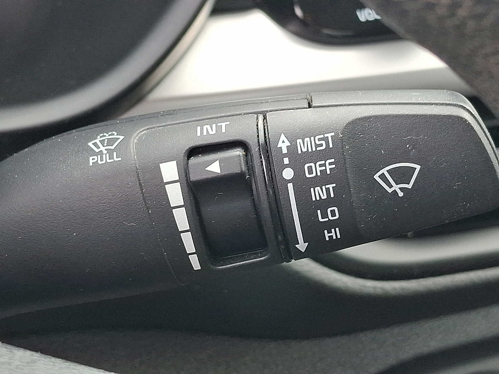 Used 2020 Kia Forte LXS FWD image 25