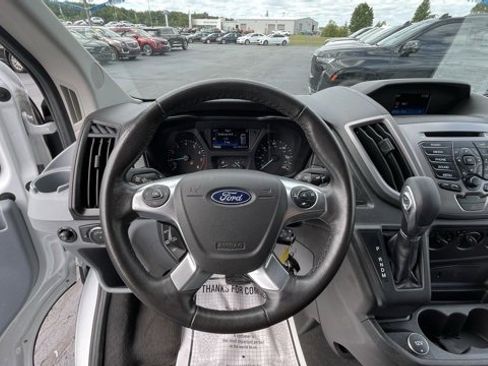 Used 2018 Ford Transit 150 XLT image 18