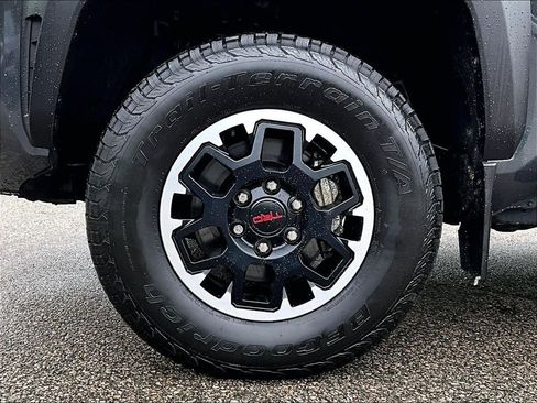Used 2024 Toyota Tacoma TRD Off-Road AWD/4WD image 7