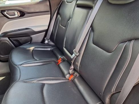 Used 2025 Jeep Compass Limited AWD/4WD image 7