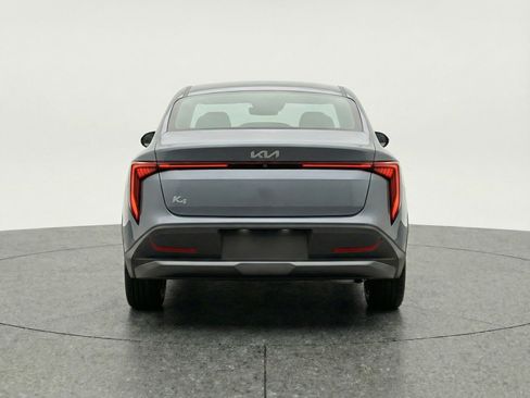 Used 2025 Kia K4 LXS image 7