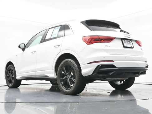 Used 2021 Audi Q3 2.0T Premium w/ Convenience Package AWD/4WD image 37