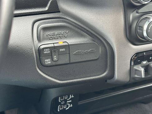 Used 2024 RAM 2500 Big Horn image 29
