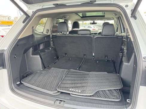 Certified 2022 Volkswagen Atlas SE w/ Panoramic Sunroof Package image 39