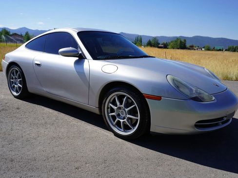 Used 1999 Porsche 911 GT3 RS image 9