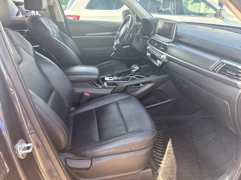 Used 2022 Kia Telluride LX AWD/4WD image 26