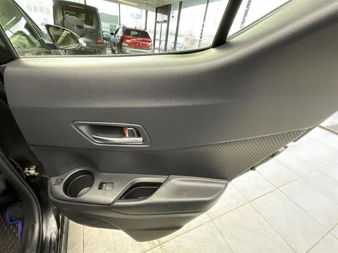 Used 2021 Toyota C-HR LE image 15