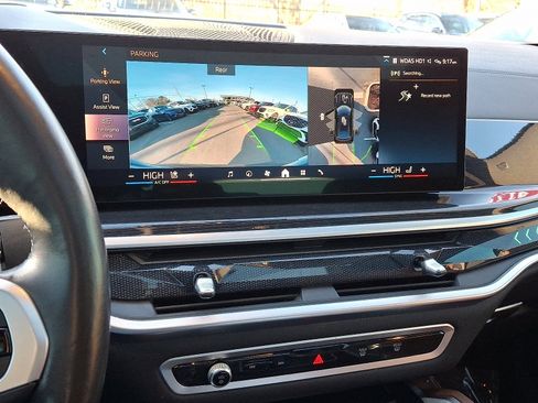 Used 2024 BMW X6 xDrive40i w/ Premium Package image 23