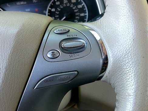 Used 2017 Nissan Murano Platinum w/ Platinum Technology Package image 15