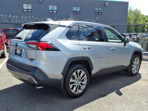 Certified 2020 Toyota RAV4 Limited AWD/4WD image 6