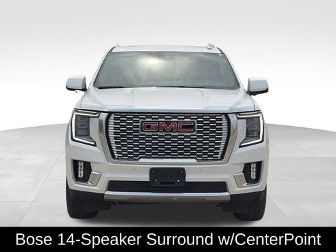 Used 2023 GMC Yukon Denali AWD/4WD image 3
