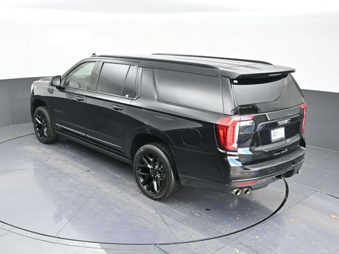Used 2021 GMC Yukon XL Denali w/ Denali Premium Package image 53